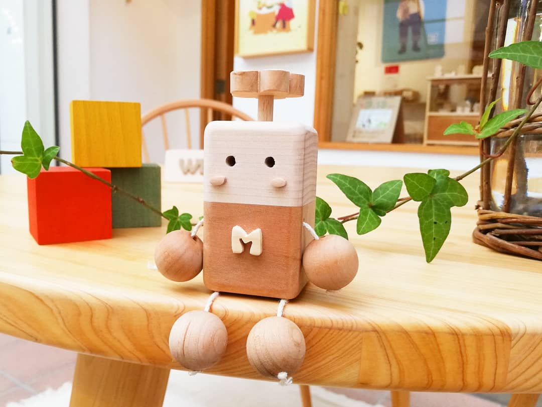 Dekoatif Ahşap Robot Oyuncak